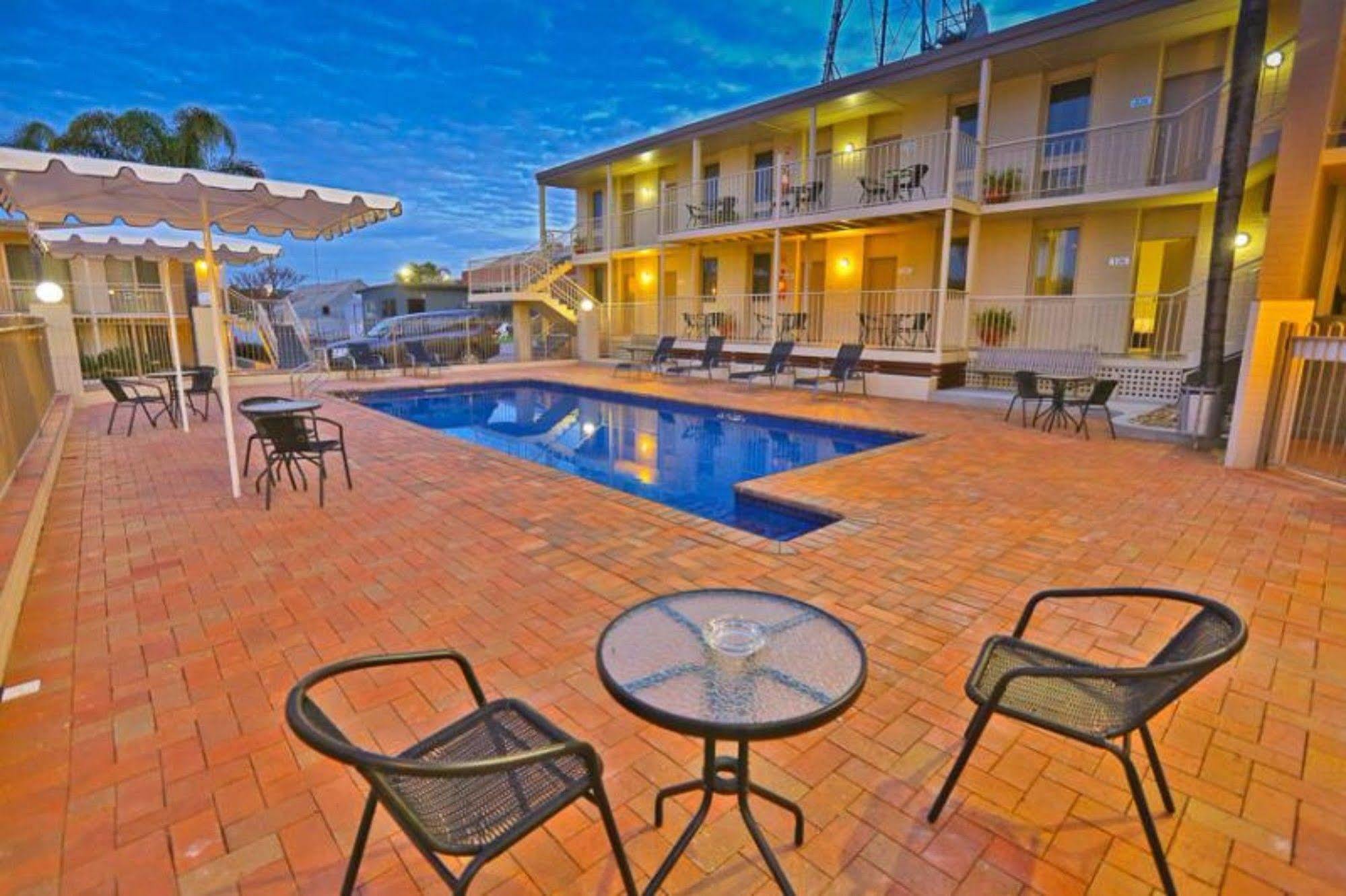 Commodore Mildura Motel 外观 照片